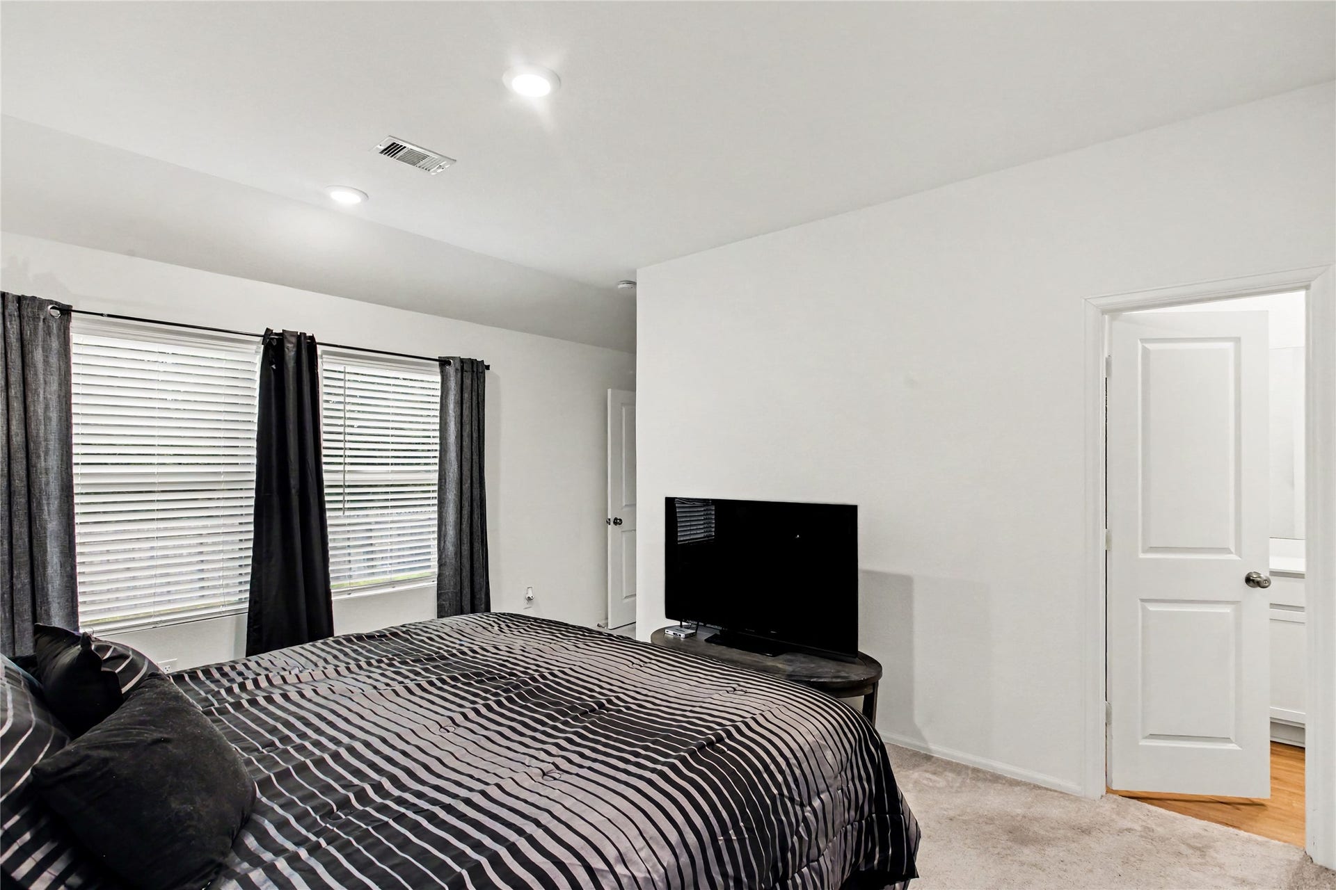 24023 Priano Forest Drive, New Caney, TX 77357 24023 Priano Forest Drive, New Caney, TX 77357