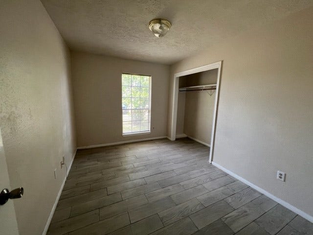 15307 Timberlea Drive, Houston, TX 77489 15307 Timberlea Drive, Houston, TX 77489