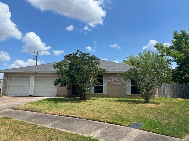 15307 Timberlea Drive, Houston, TX 77489 15307 Timberlea Drive, Houston, TX 77489