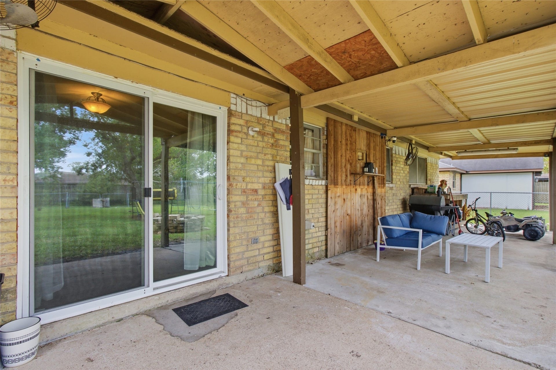 5106 3rd Street, Danbury, TX 77534 5106 3rd Street, Danbury, TX 77534