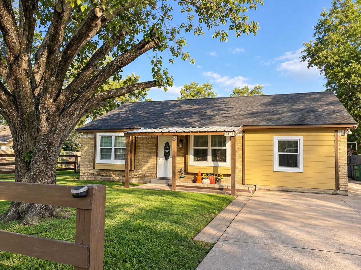 5106 3rd Street, Danbury, TX 77534 5106 3rd Street, Danbury, TX 77534