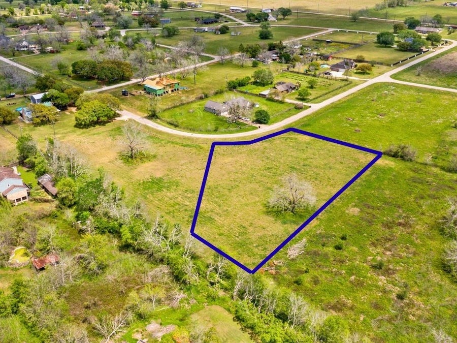 Property photo for 36725 Broncho Lane, Simonton, TX
