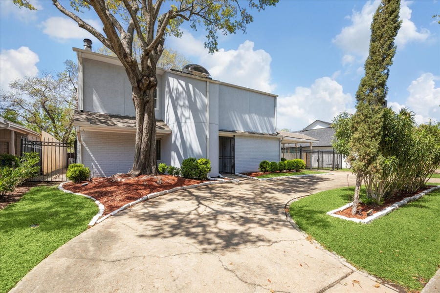 Property photo for 3302 Chris Drive, Houston, TX