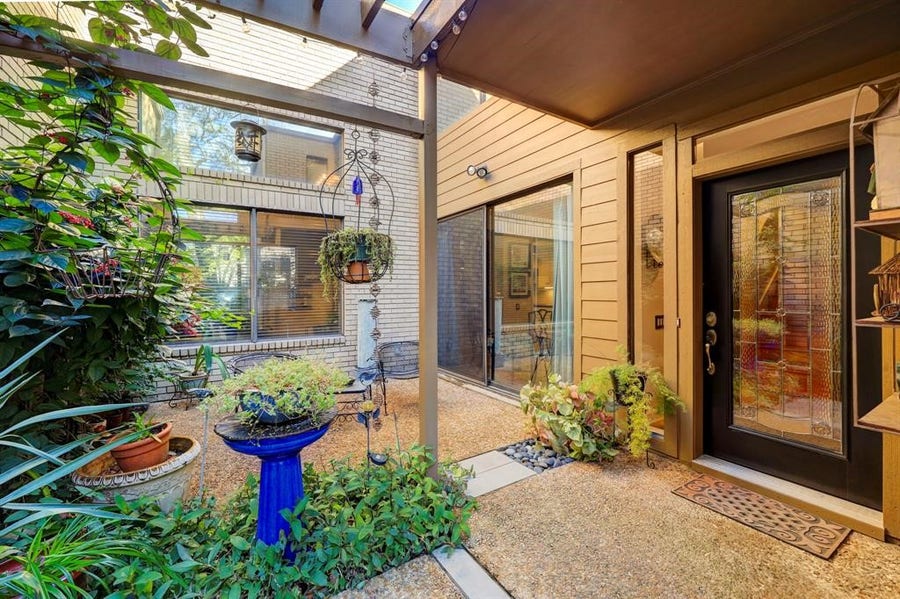 Property photo for 1315 Chardonnay Drive, #3, Houston, TX