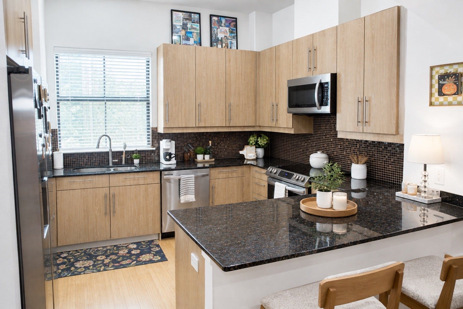 2904 Chenevert Street, #J, Houston, TX 77004 2904 Chenevert Street, #J, Houston, TX 77004