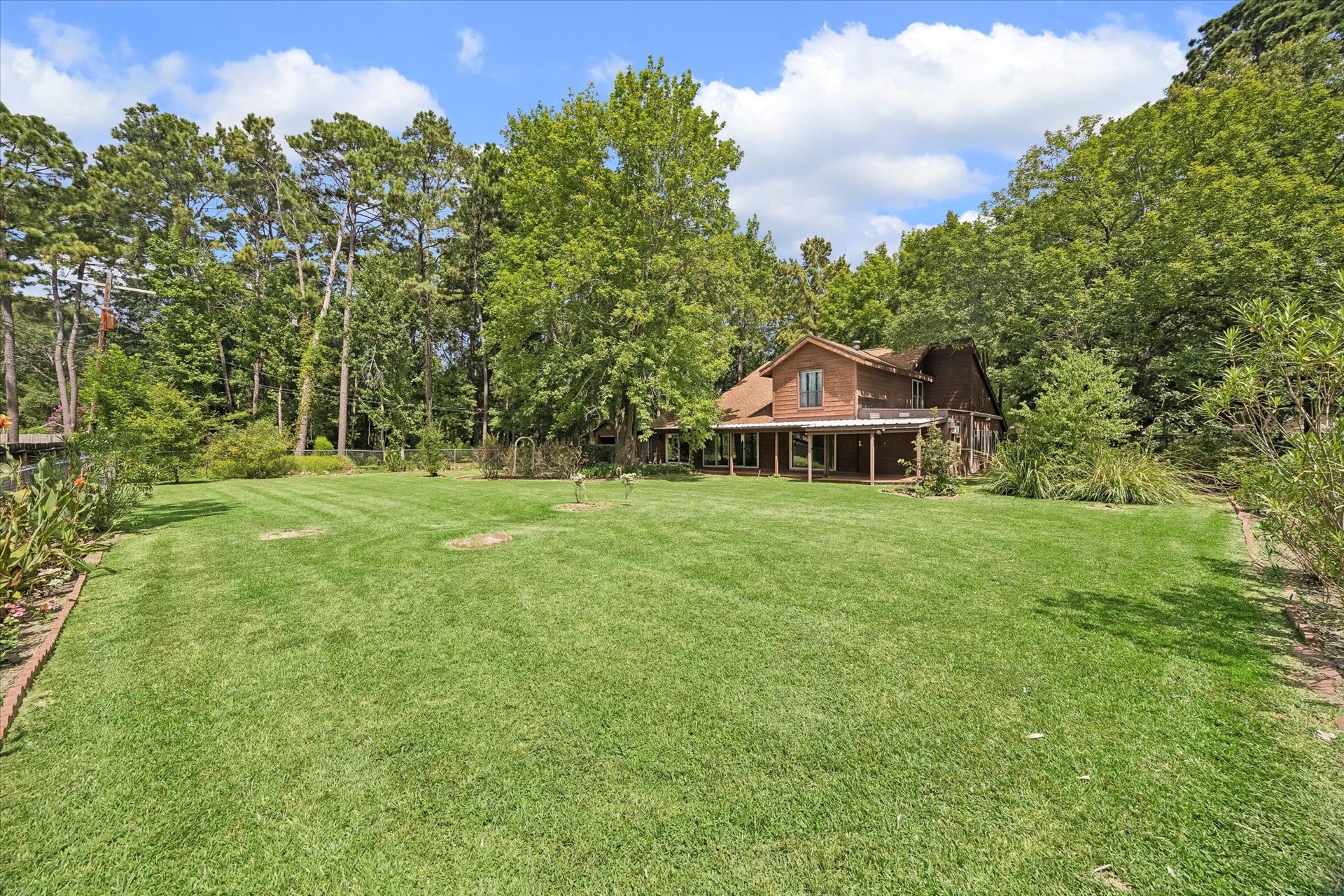24288 Maple Circle, Porter, TX 77365 24288 Maple Circle, Porter, TX 77365