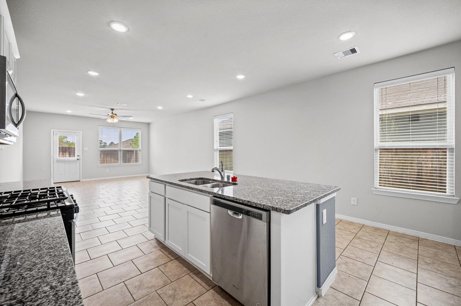 25727 Boxwood Hedge Ln, Tomball, TX 77375 25727 Boxwood Hedge Ln, Tomball, TX 77375