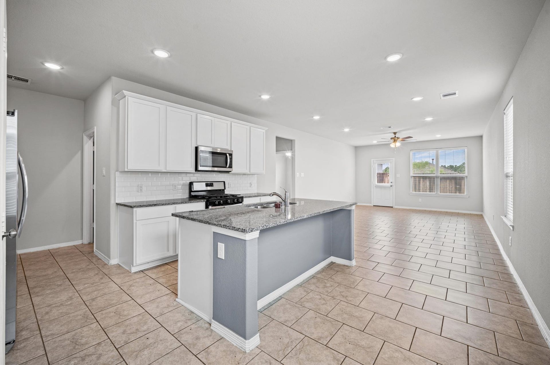 25727 Boxwood Hedge Ln, Tomball, TX 77375 25727 Boxwood Hedge Ln, Tomball, TX 77375