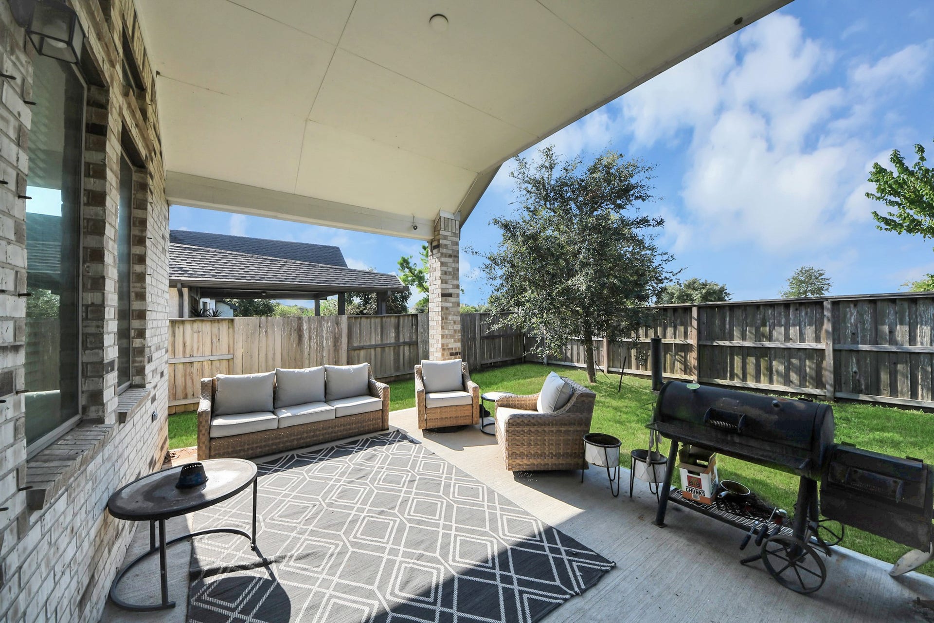 4734 Franklin Way, Iowa Colony, TX 77583 Extended patio with on back neighbors!