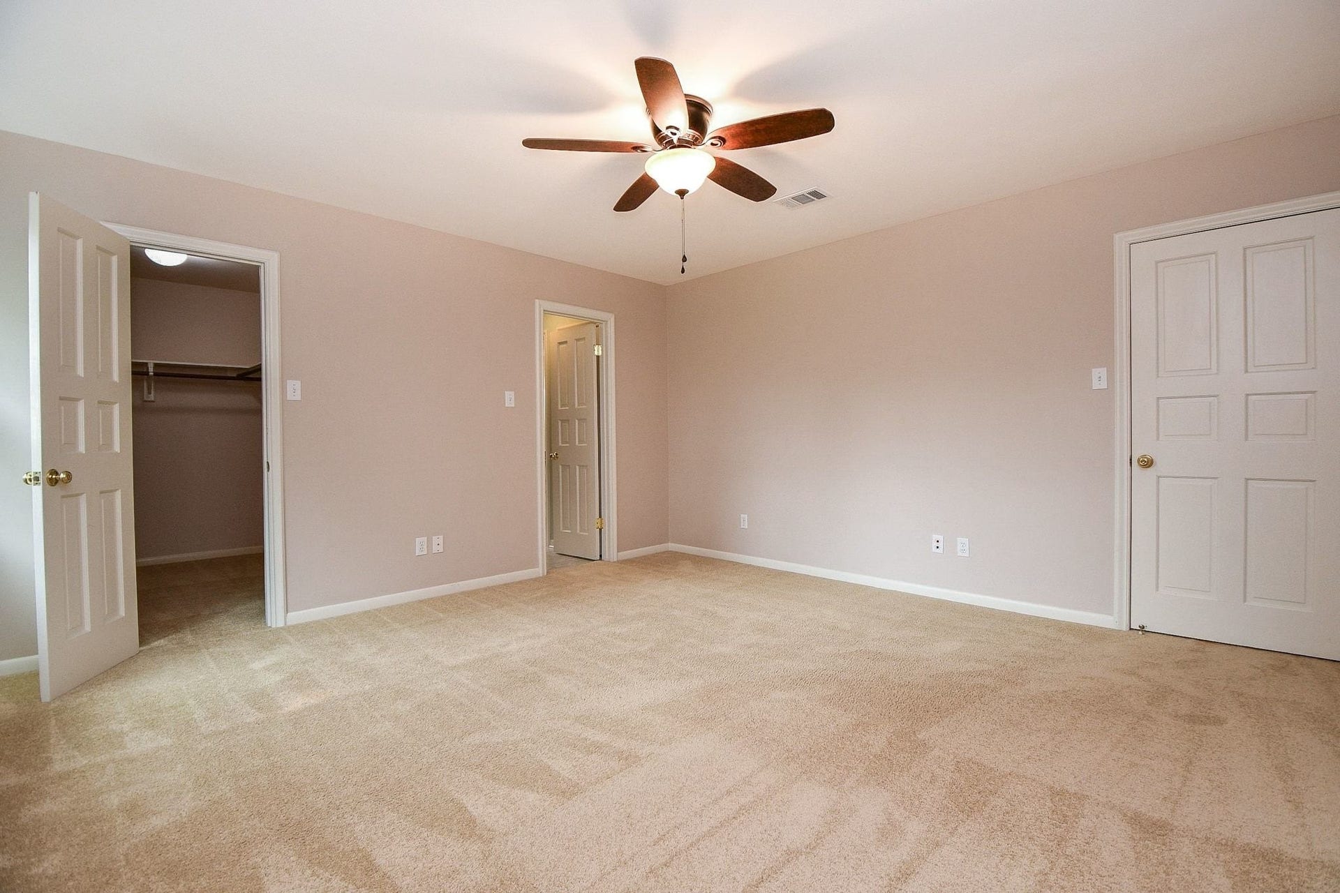 3323 El Dorado Boulevard, Missouri City, TX 77459 3323 El Dorado Boulevard, Missouri City, TX 77459