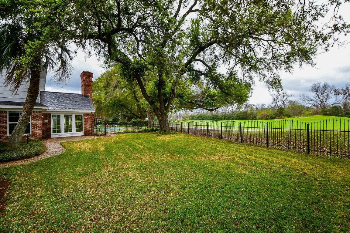 3323 El Dorado Boulevard, Missouri City, TX 77459 Look at this tranquil view!