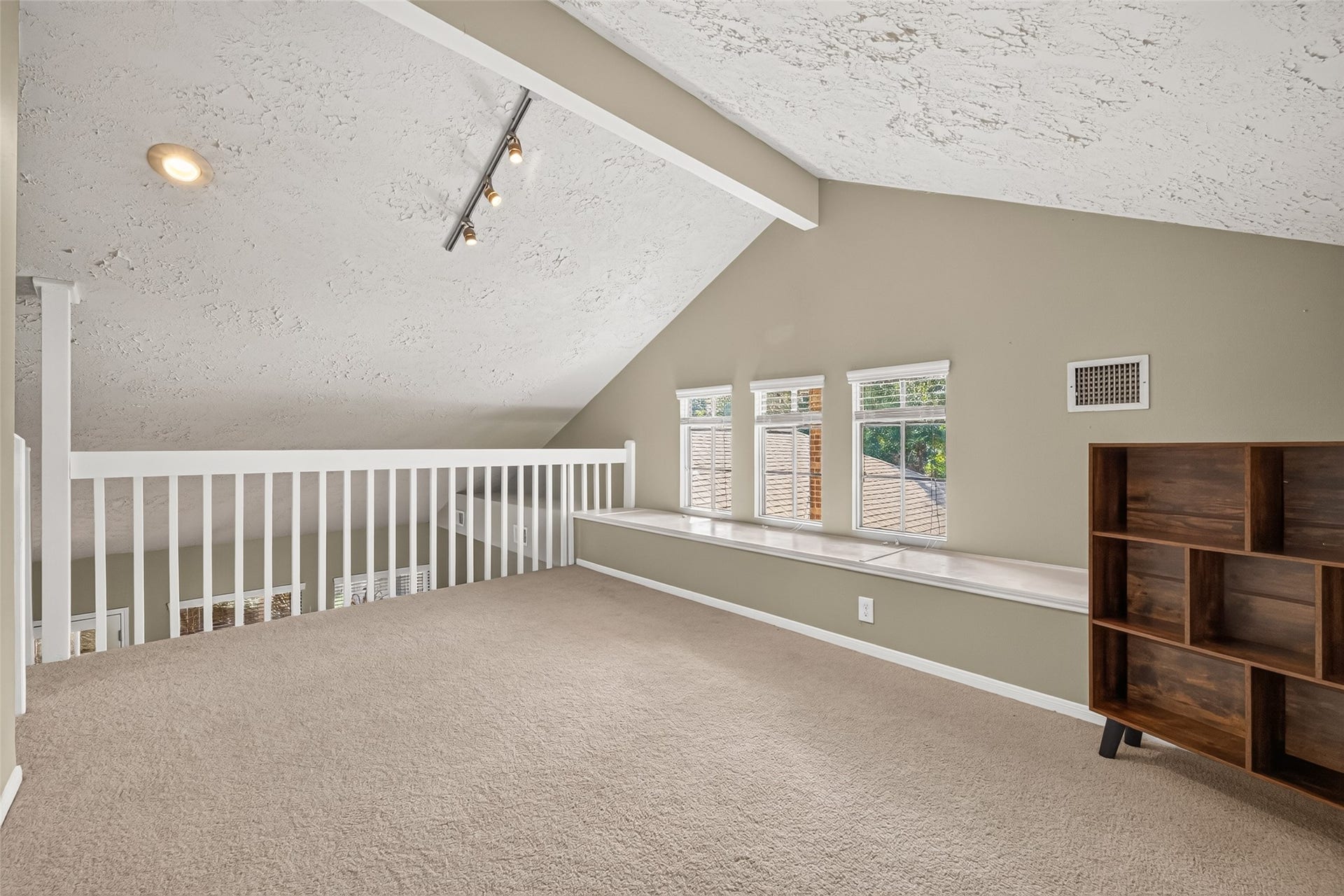 2115 Echo ridge Ridge, Sugar Land, TX 77478 2115 Echo ridge Ridge, Sugar Land, TX 77478