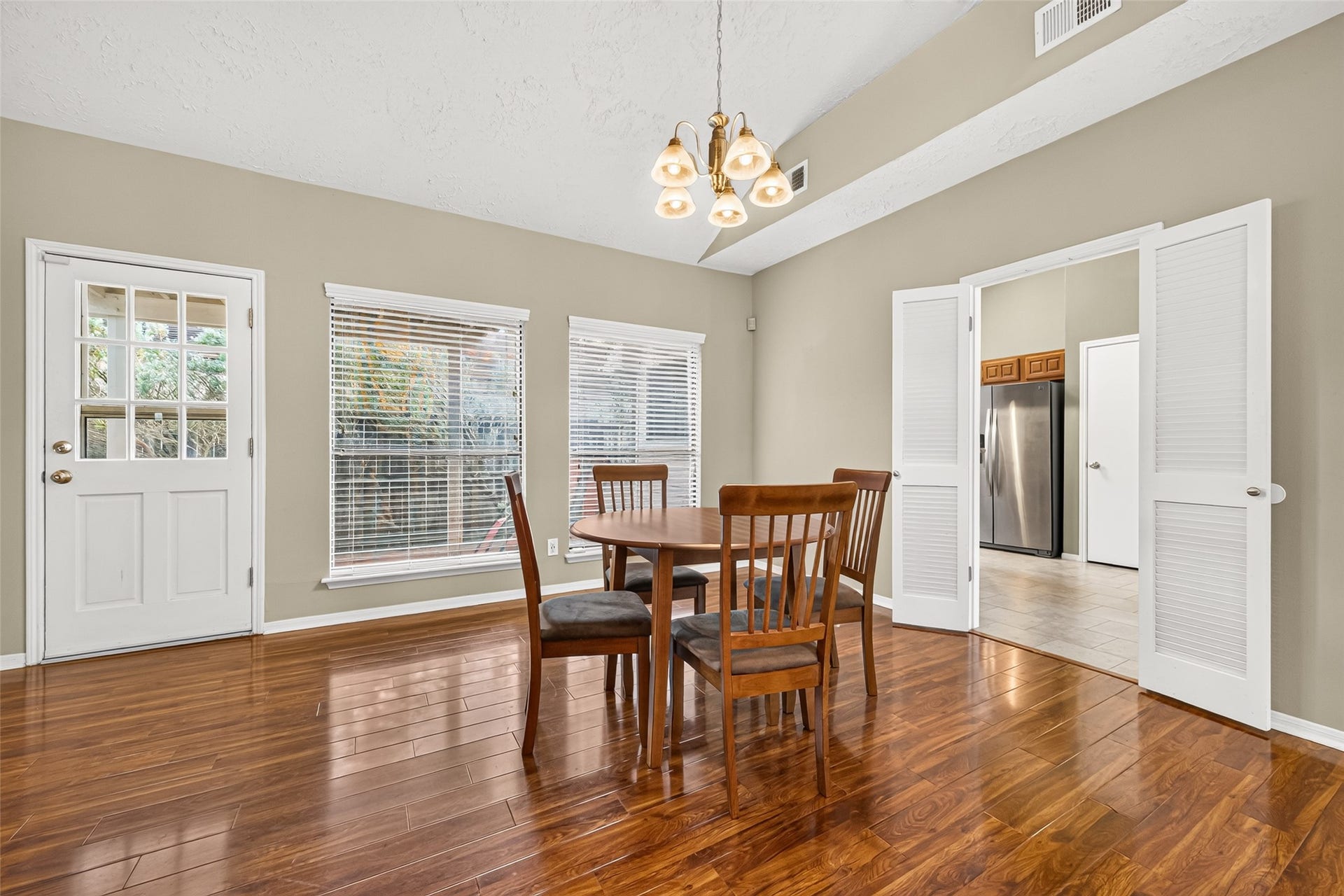2115 Echo ridge Ridge, Sugar Land, TX 77478 2115 Echo ridge Ridge, Sugar Land, TX 77478