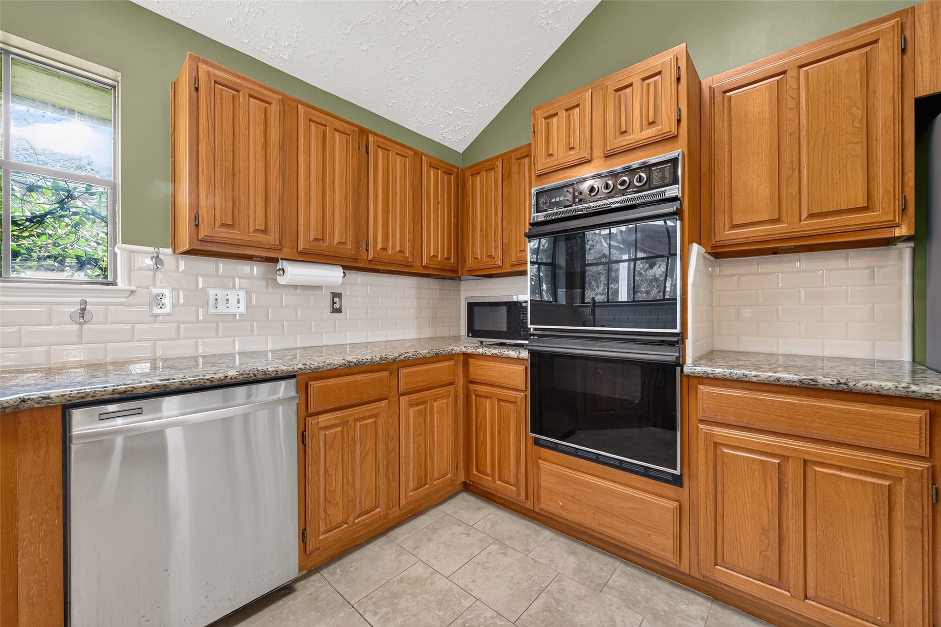 2115 Echo ridge Ridge, Sugar Land, TX 77478 2115 Echo ridge Ridge, Sugar Land, TX 77478