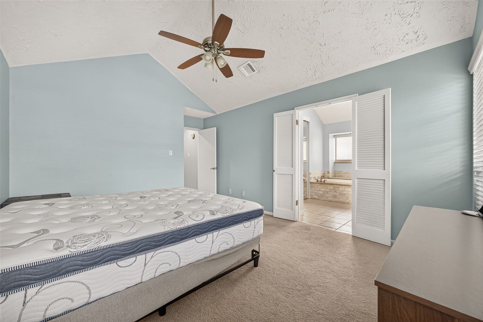 2115 Echo ridge Ridge, Sugar Land, TX 77478 2115 Echo ridge Ridge, Sugar Land, TX 77478