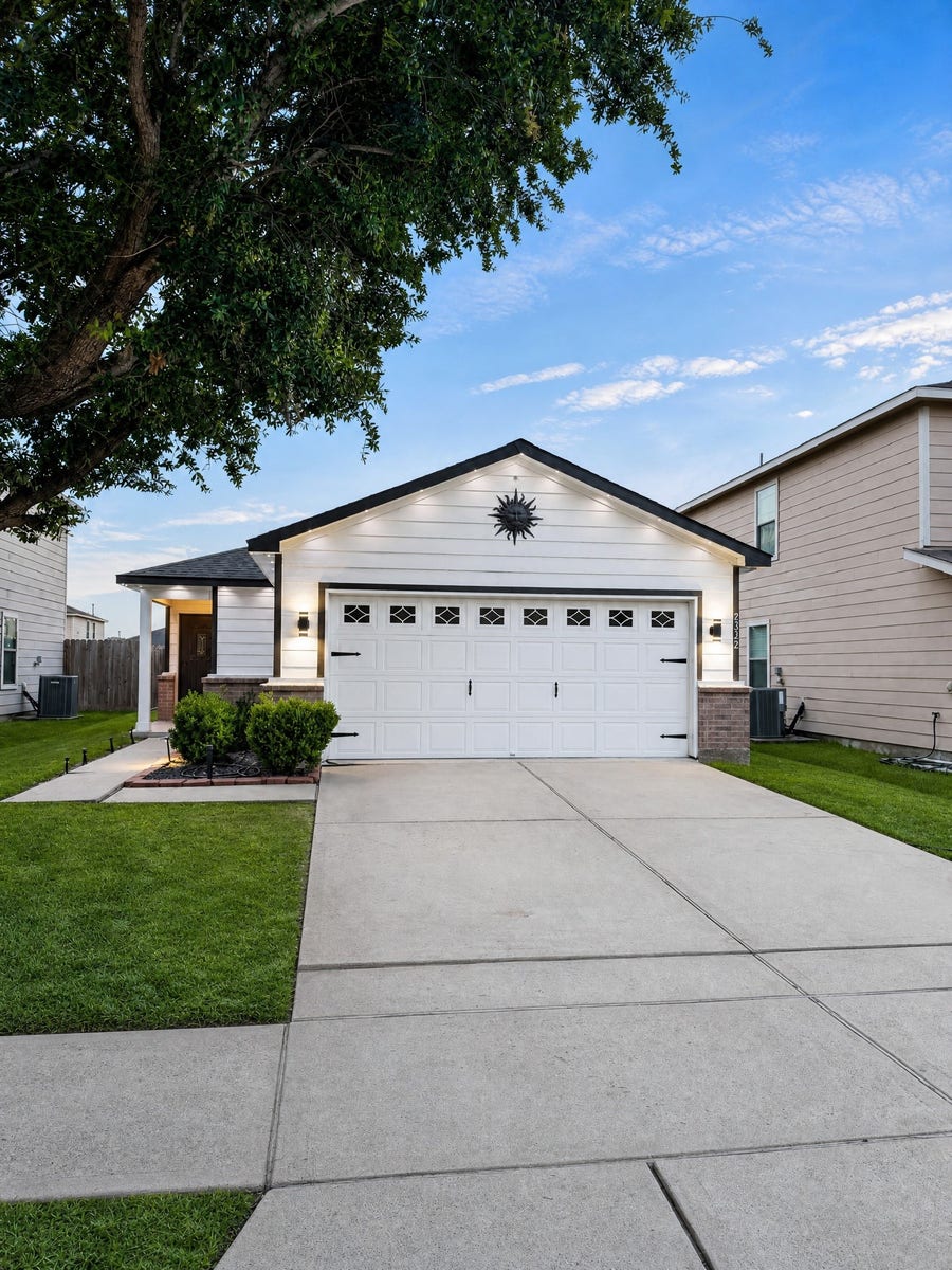 Property photo for 21342 Doral Rose Lane, Katy, TX