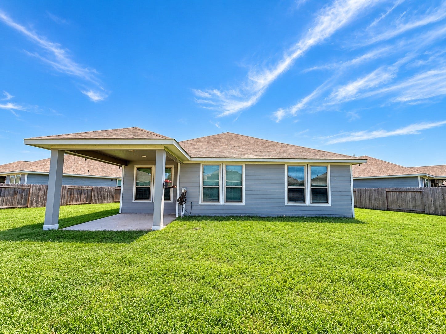 703 Cypress Summit Road, Huffman, TX 77336