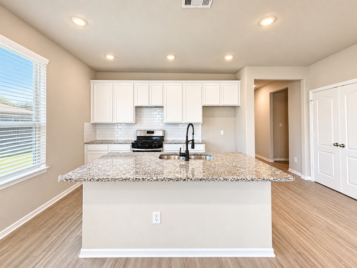 703 Cypress Summit Road, Huffman, TX 77336