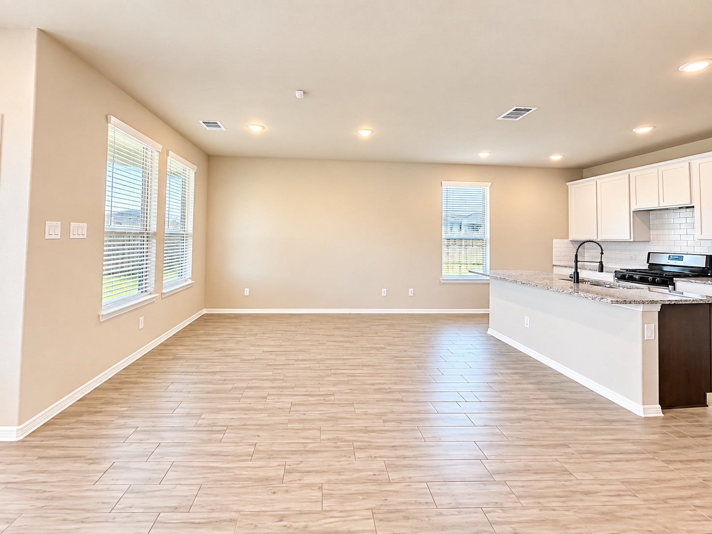 703 Cypress Summit Road, Huffman, TX 77336