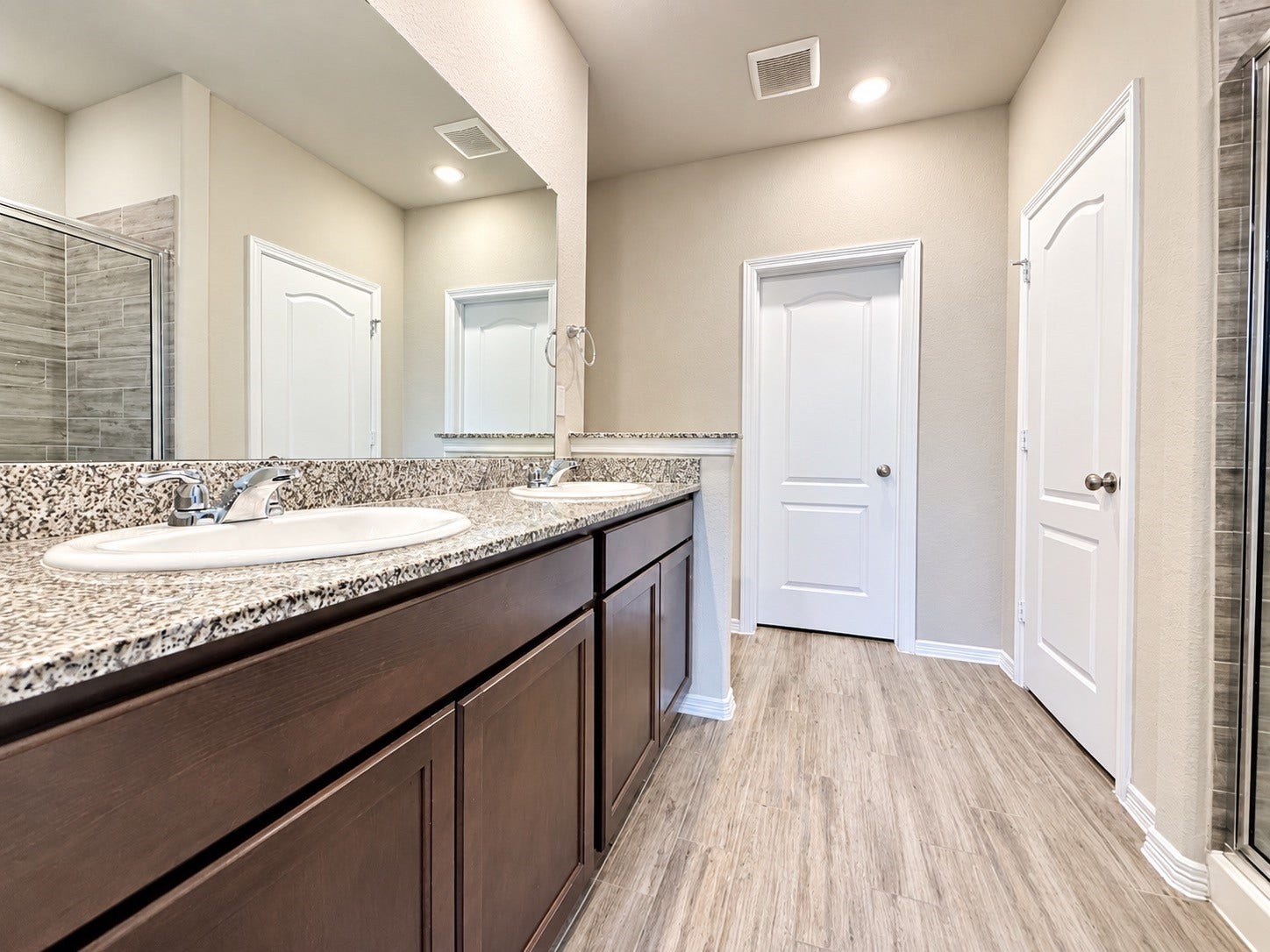 703 Cypress Summit Road, Huffman, TX 77336