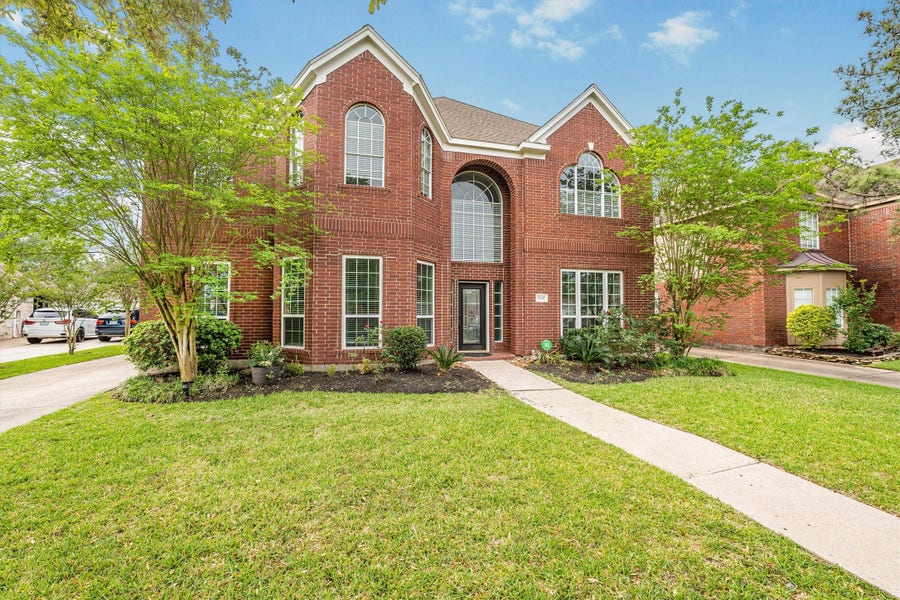 Property photo for 11507 Canyon Woods Drive, Tomball, TX