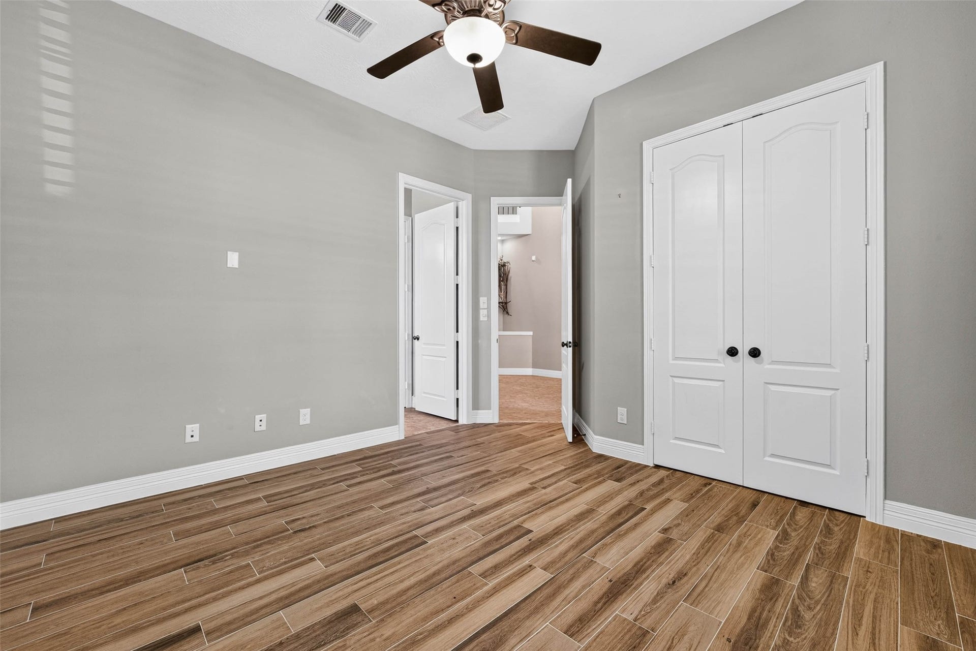 4419 Montcliff Bend Court, Sugar Land, TX 77479 Office/study room