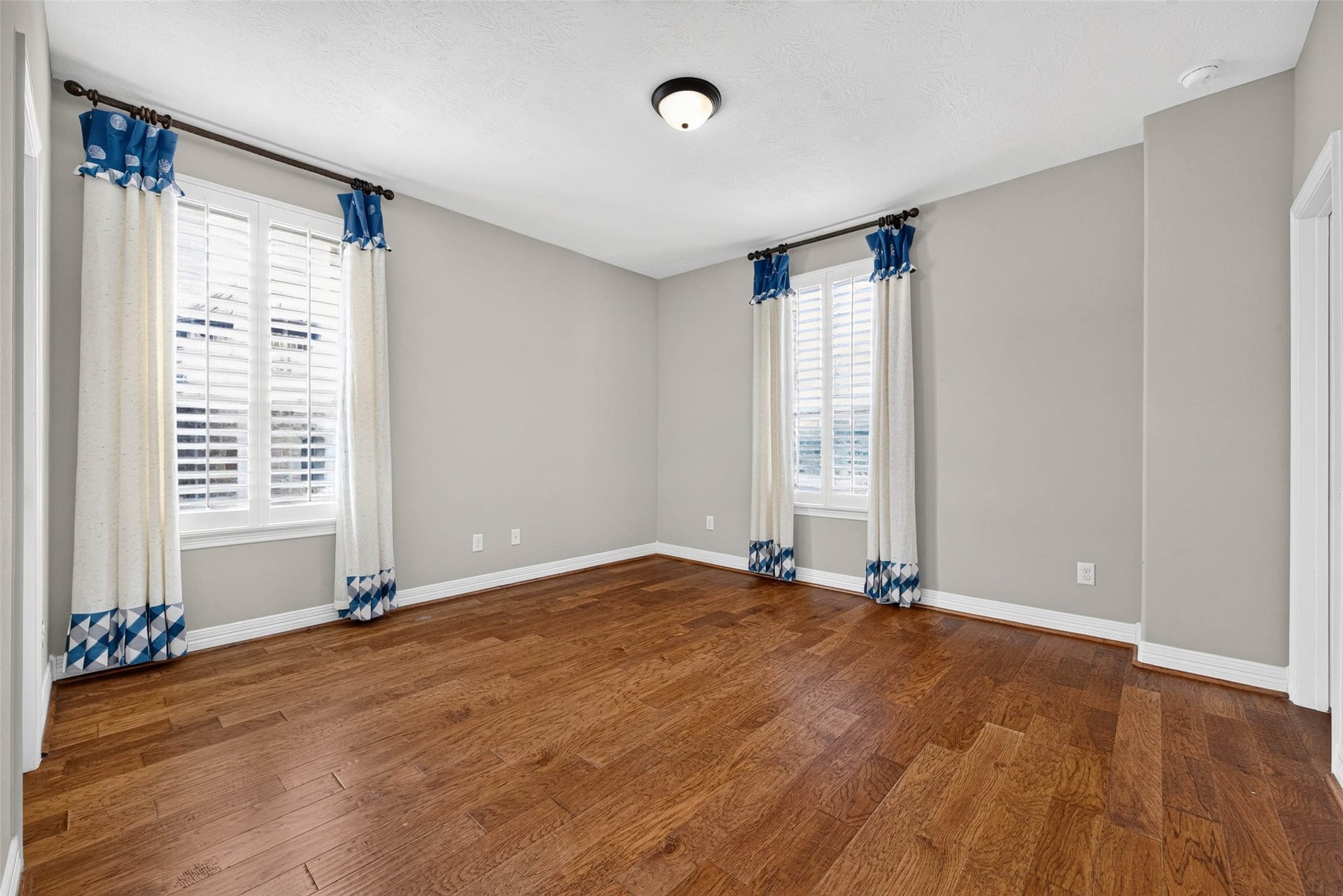 4419 Montcliff Bend Court, Sugar Land, TX 77479 Fourth bedroom
