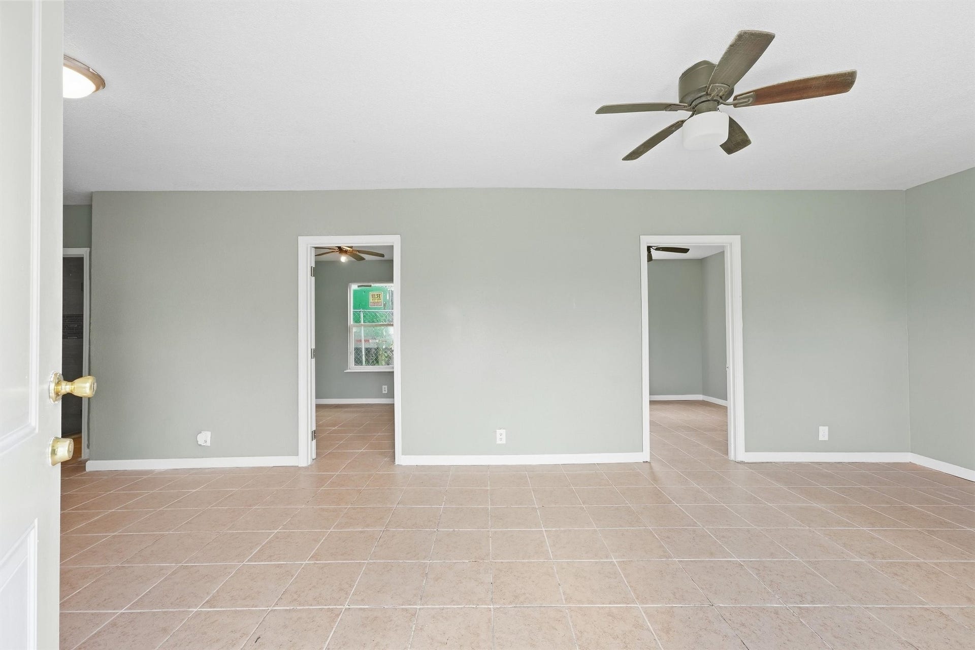 1141 Frankie Street, Houston, TX 77015 Unit 1 - First floor