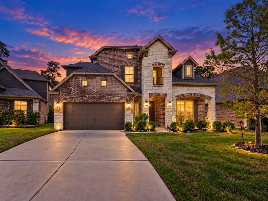 Property photo for 270 Redwood Canyon Trail, Conroe, TX