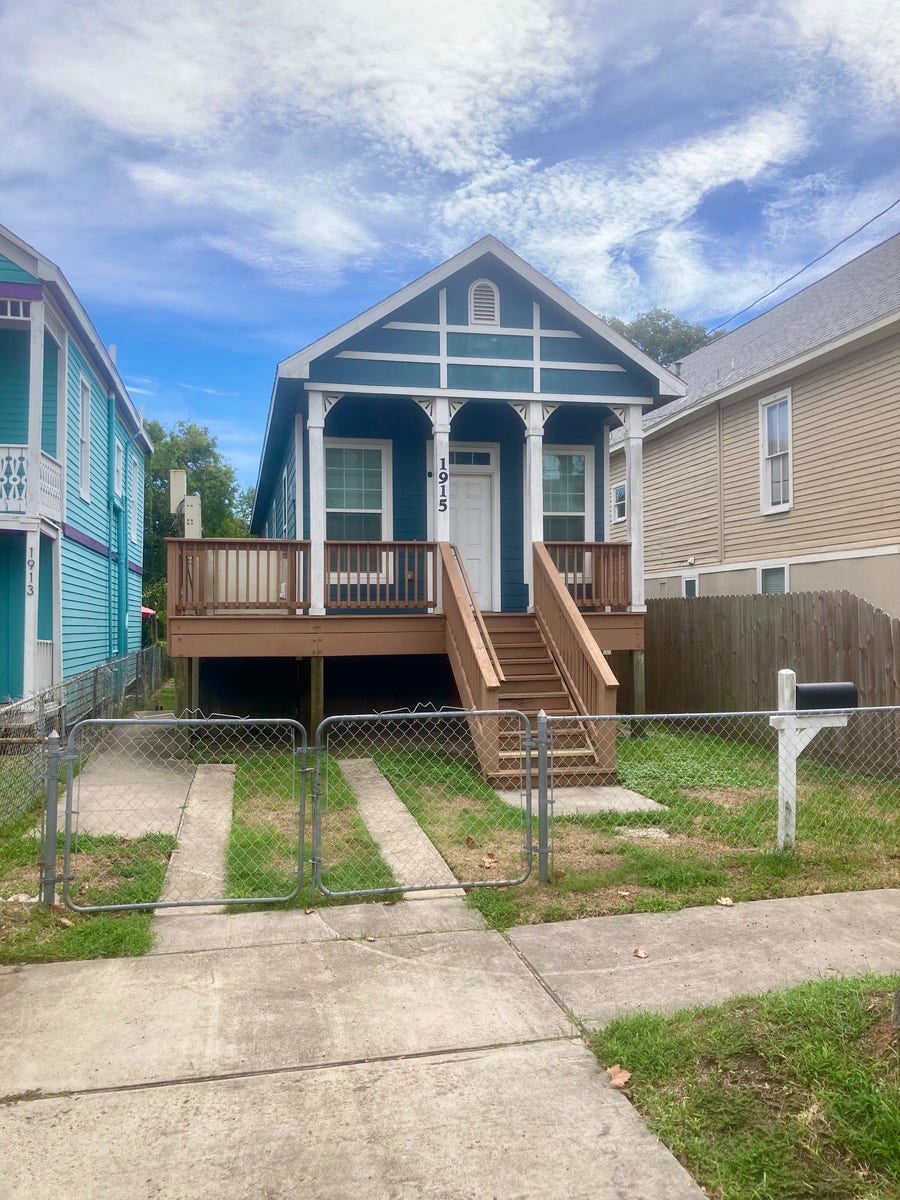Property photo for 1915 Ursuline Street, Galveston, TX