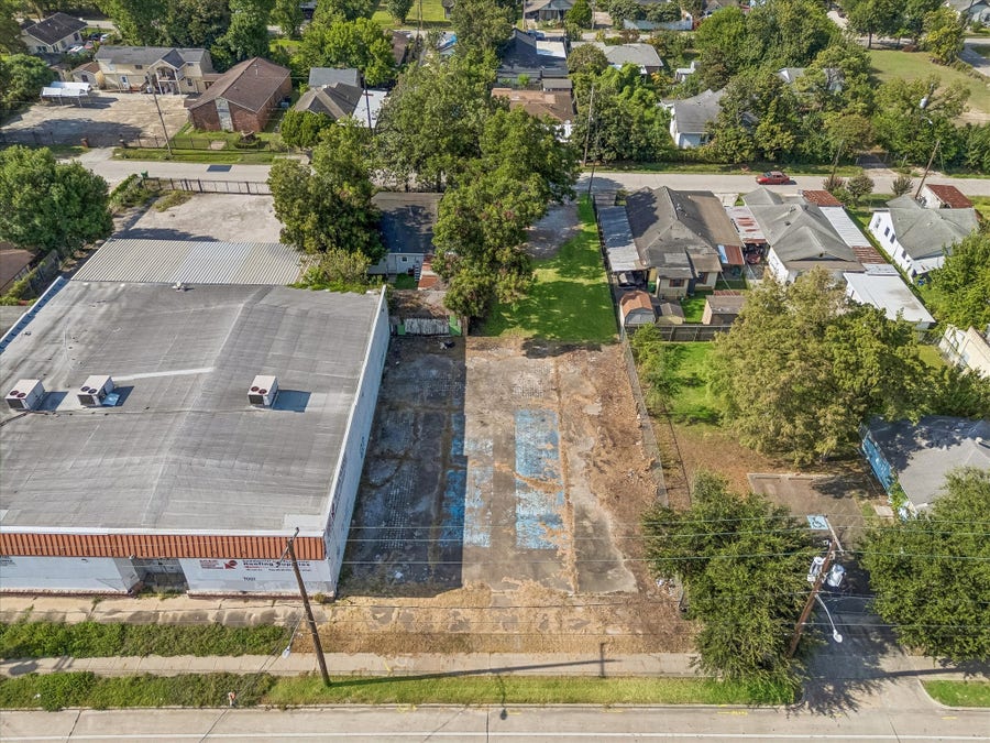 Property photo for 7003 Lyons Avenue, Houston, TX