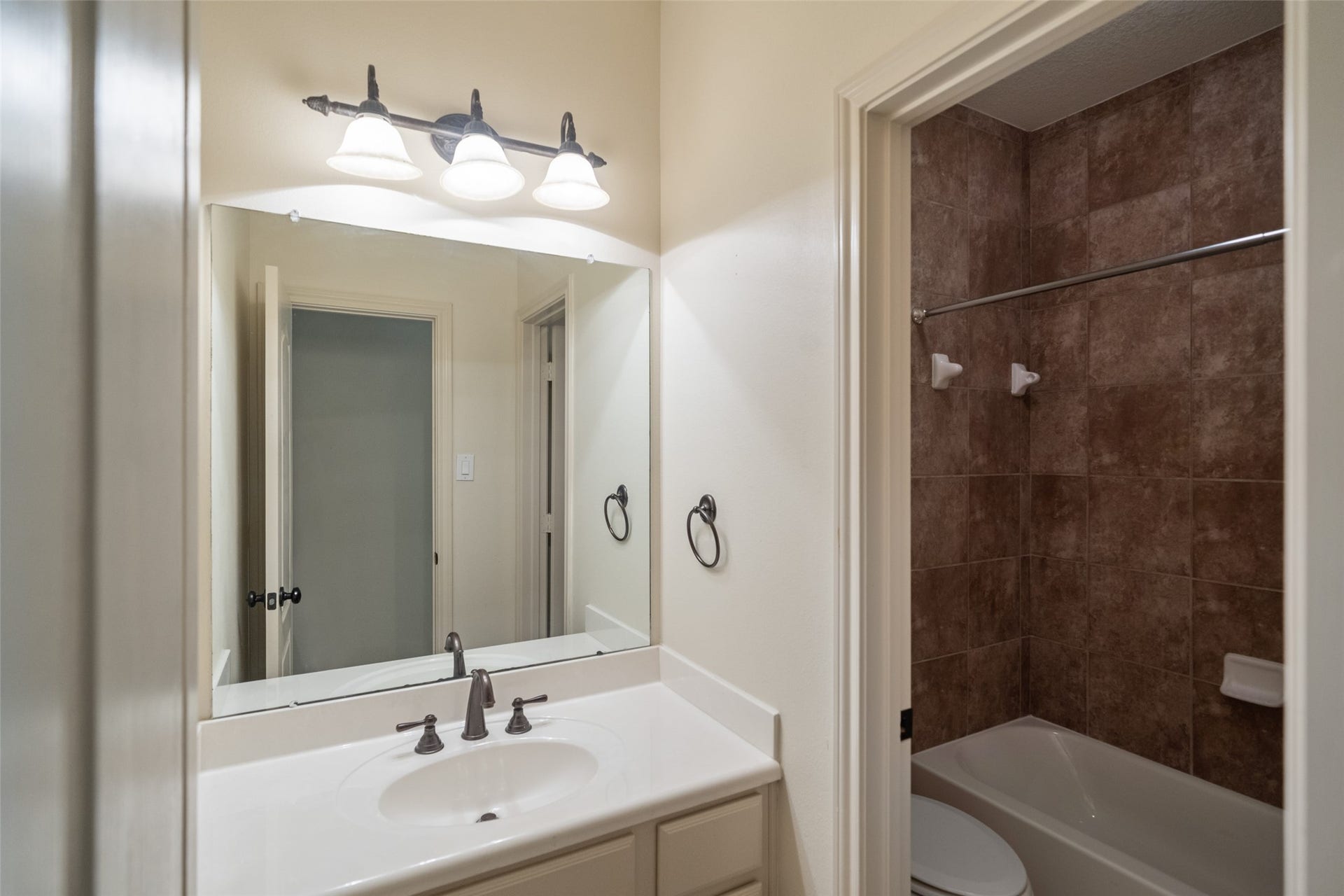 14318 Red Creek Cove Lane, Humble, TX 77396 14318 Red Creek Cove Lane, Humble, TX 77396