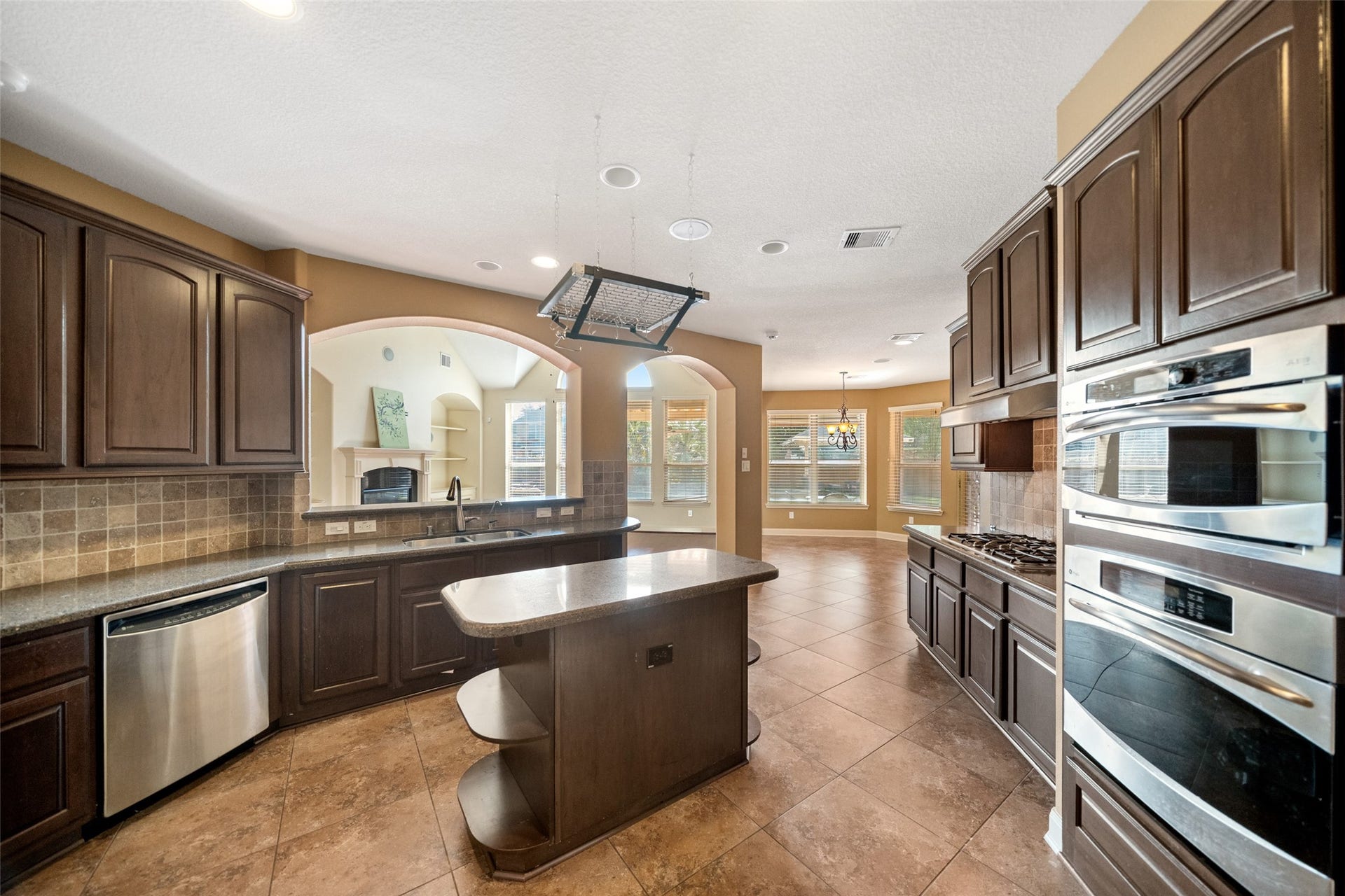 14318 Red Creek Cove Lane, Humble, TX 77396 14318 Red Creek Cove Lane, Humble, TX 77396