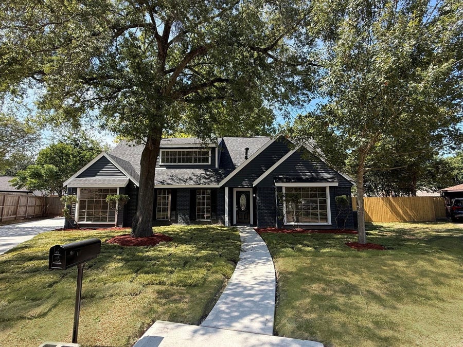 Property photo for 9814 Foxrun Court, Houston, TX