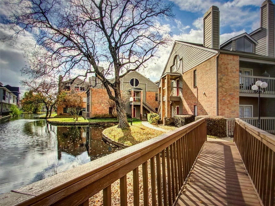 Property photo for 2023 Gentryside Drive, #209, Houston, TX
