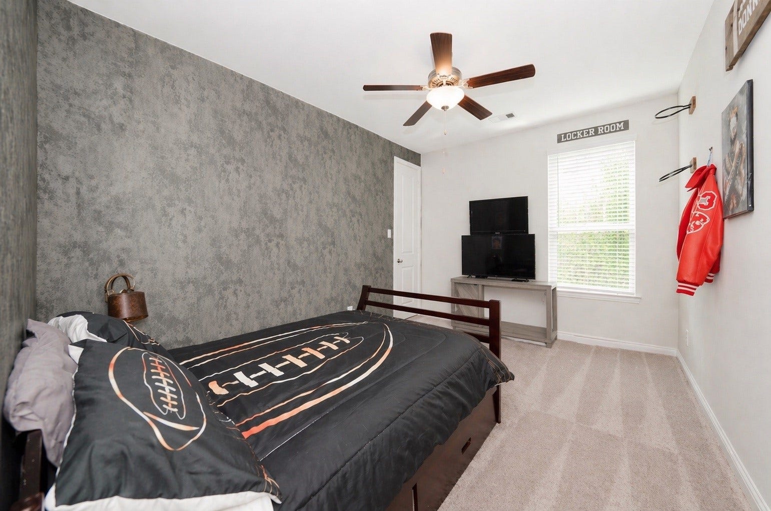 2nd Bedroom