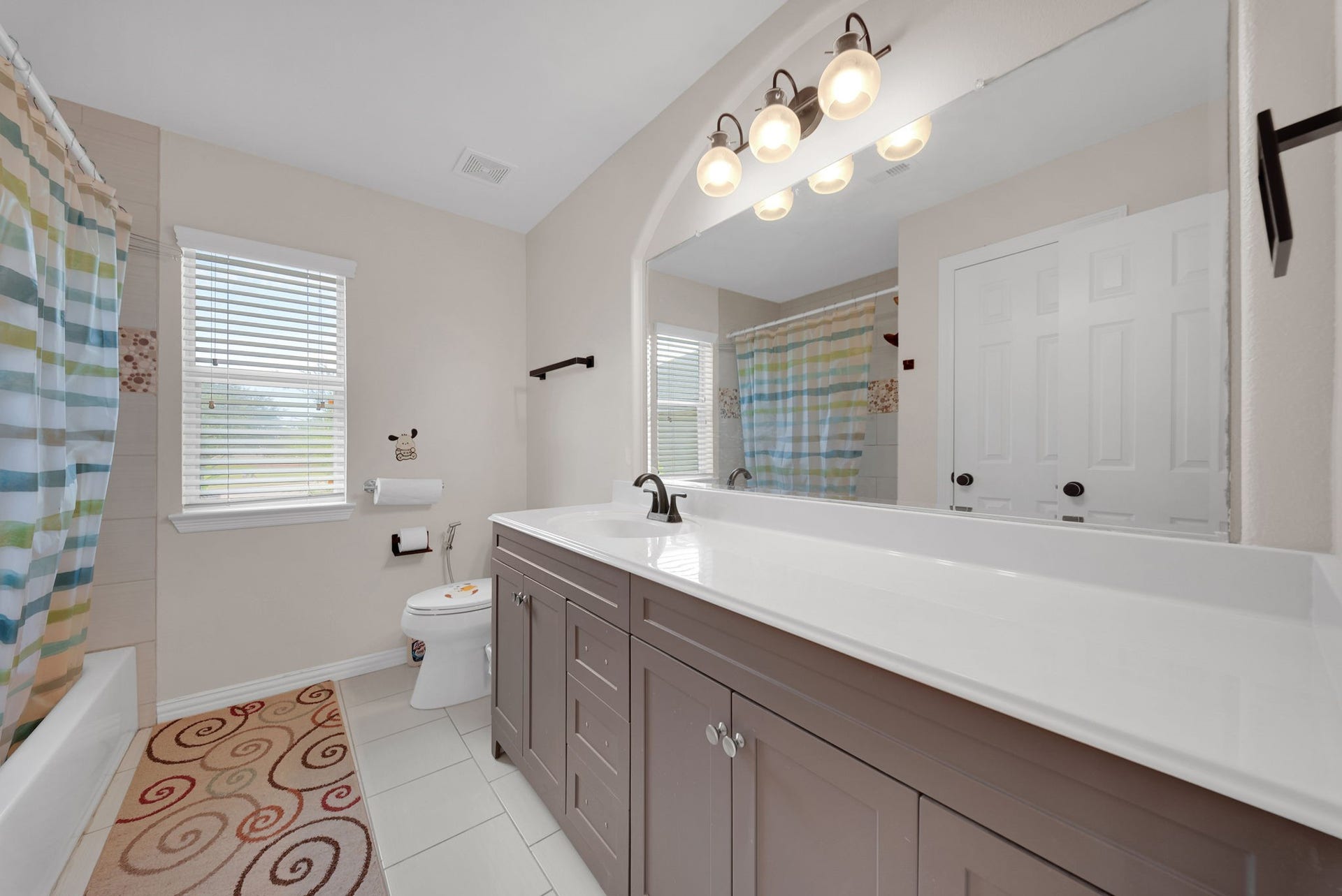 2318 Shadow Falls Lane, Pearland, TX 77584