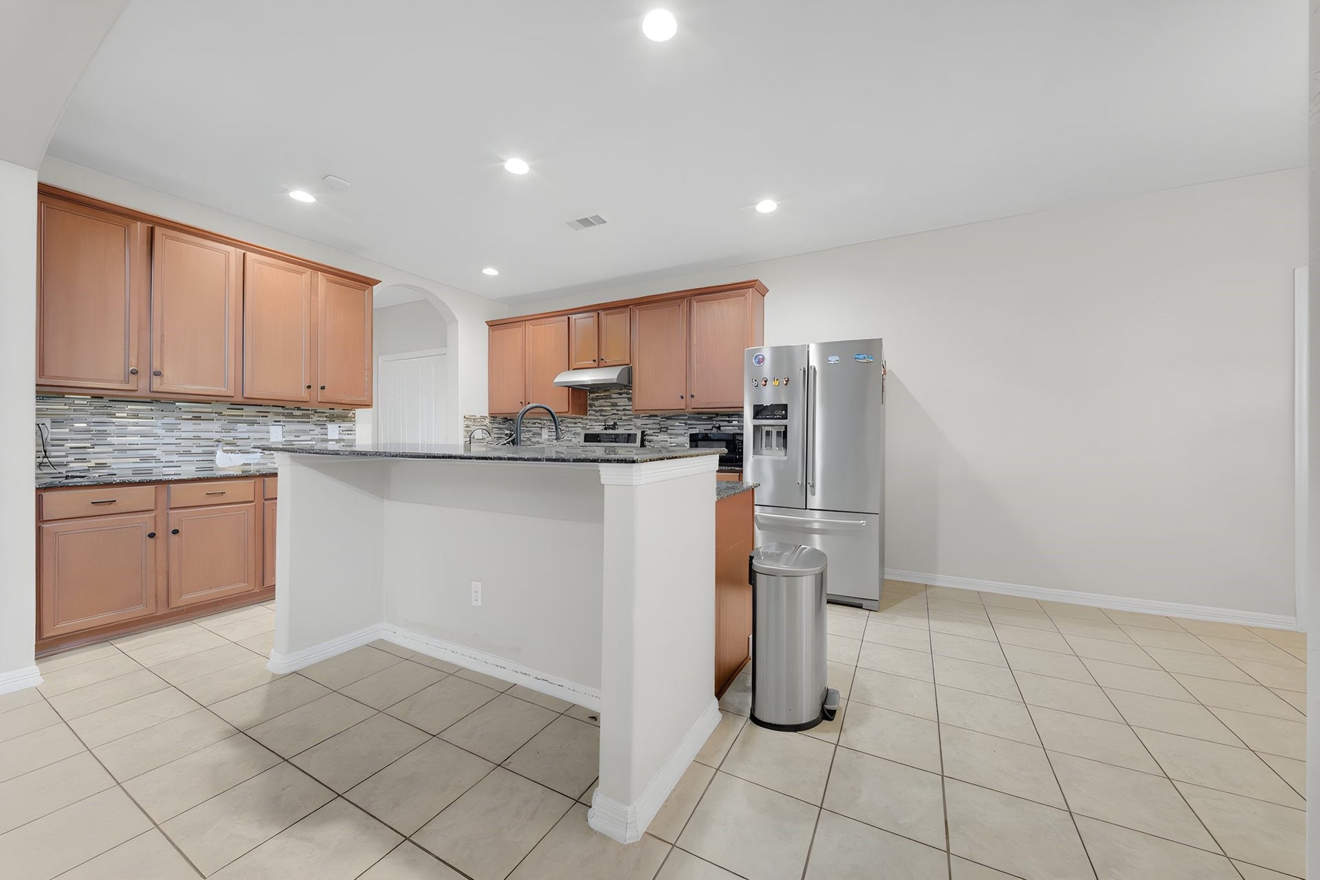 2318 Shadow Falls Lane, Pearland, TX 77584