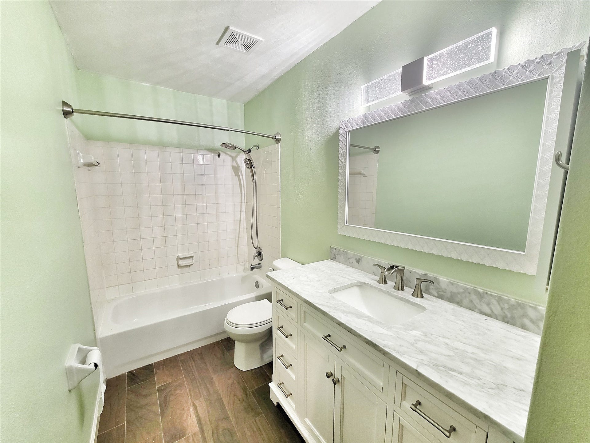 2501 Gulf Freeway, #271B, Dickinson, TX 77539 2501 Gulf Freeway, #271B, Dickinson, TX 77539