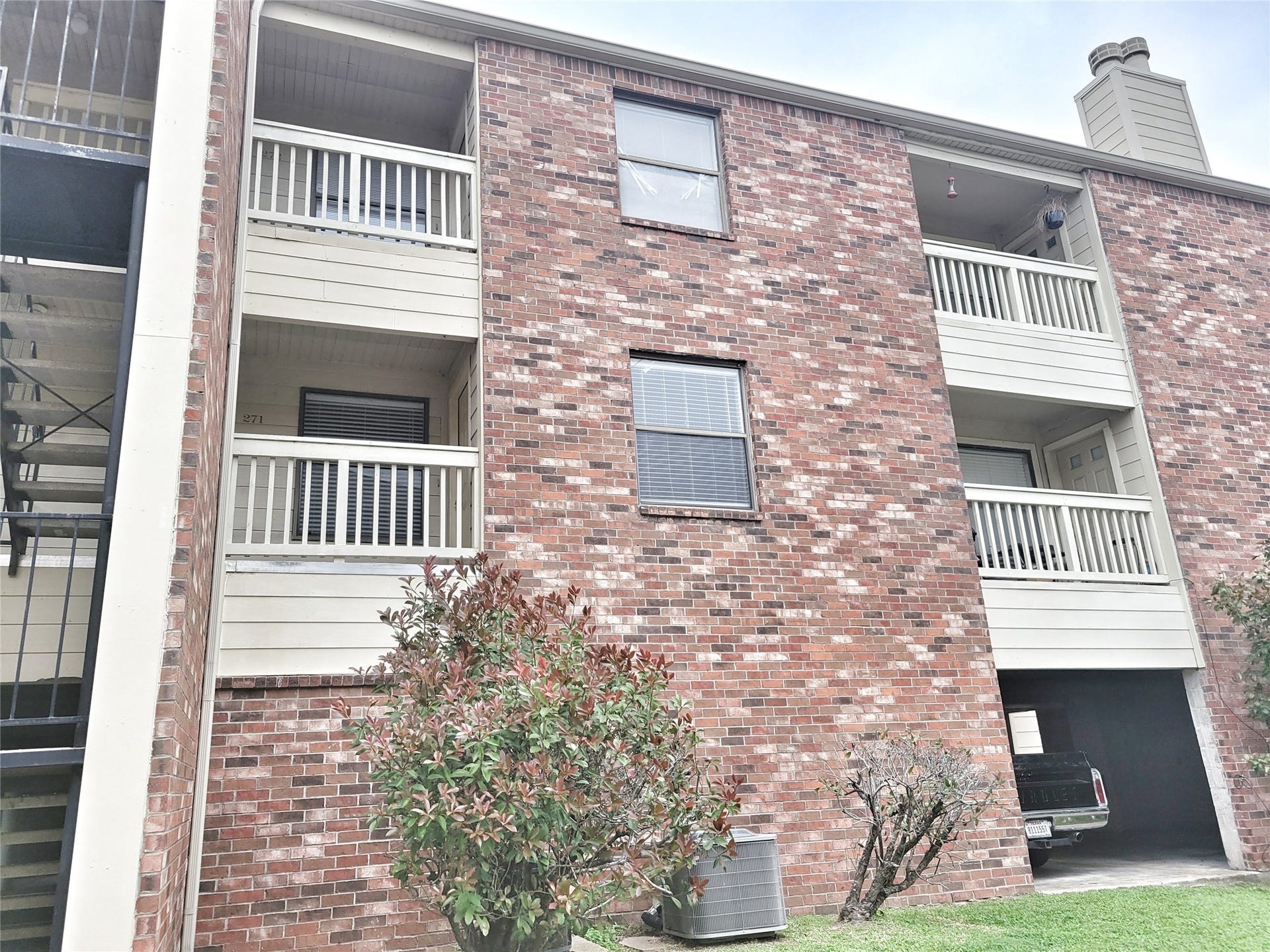 2501 Gulf Freeway, #271B, Dickinson, TX 77539 2501 Gulf Freeway, #271B, Dickinson, TX 77539