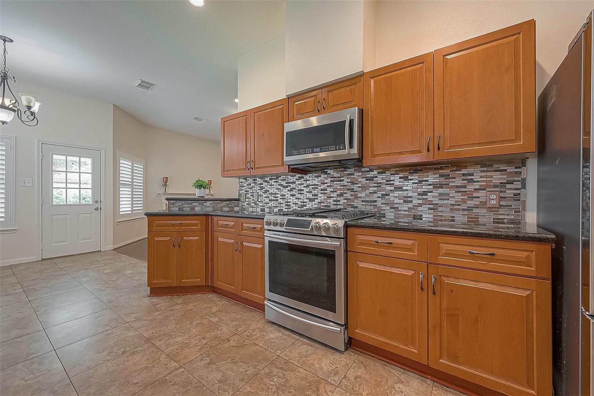 207 Rolling Plains Drive, Sugar Land, TX 77479 207 Rolling Plains Drive, Sugar Land, TX 77479