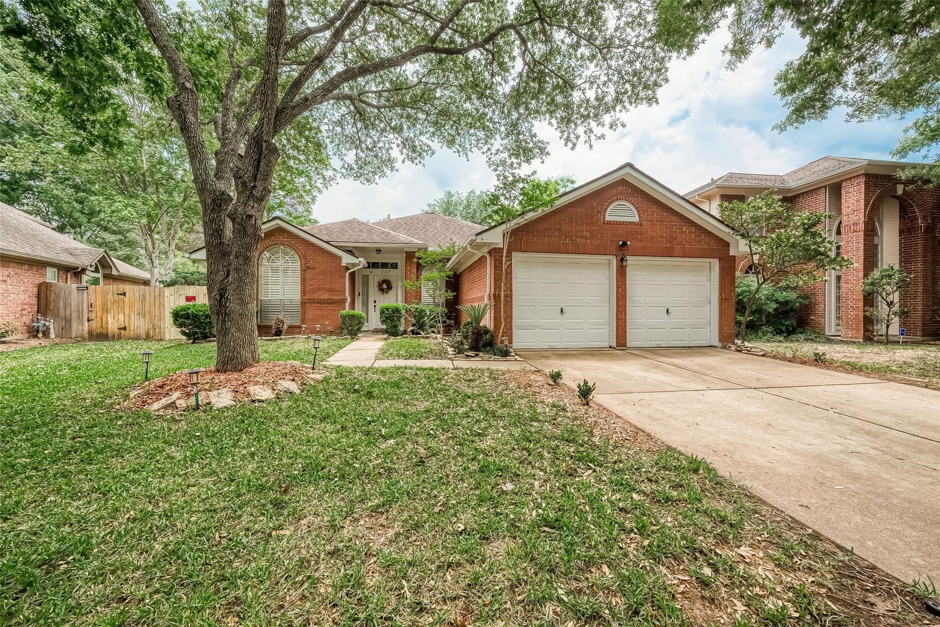 207 Rolling Plains Drive, Sugar Land, TX 77479 207 Rolling Plains Drive, Sugar Land, TX 77479