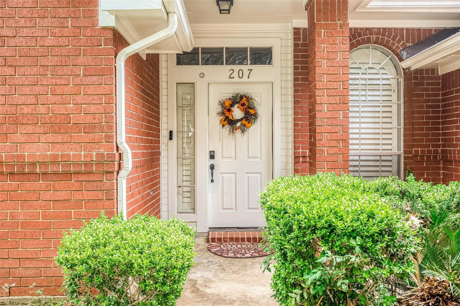 207 Rolling Plains Drive, Sugar Land, TX 77479 207 Rolling Plains Drive, Sugar Land, TX 77479