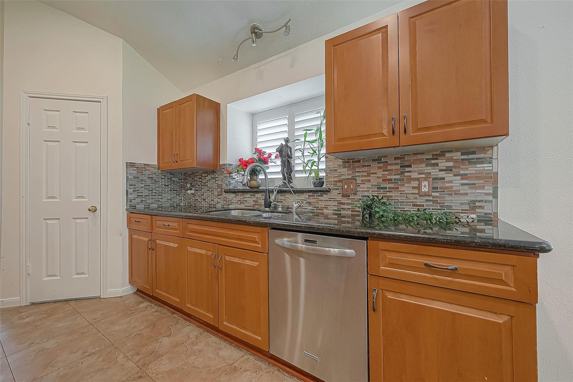 207 Rolling Plains Drive, Sugar Land, TX 77479 207 Rolling Plains Drive, Sugar Land, TX 77479