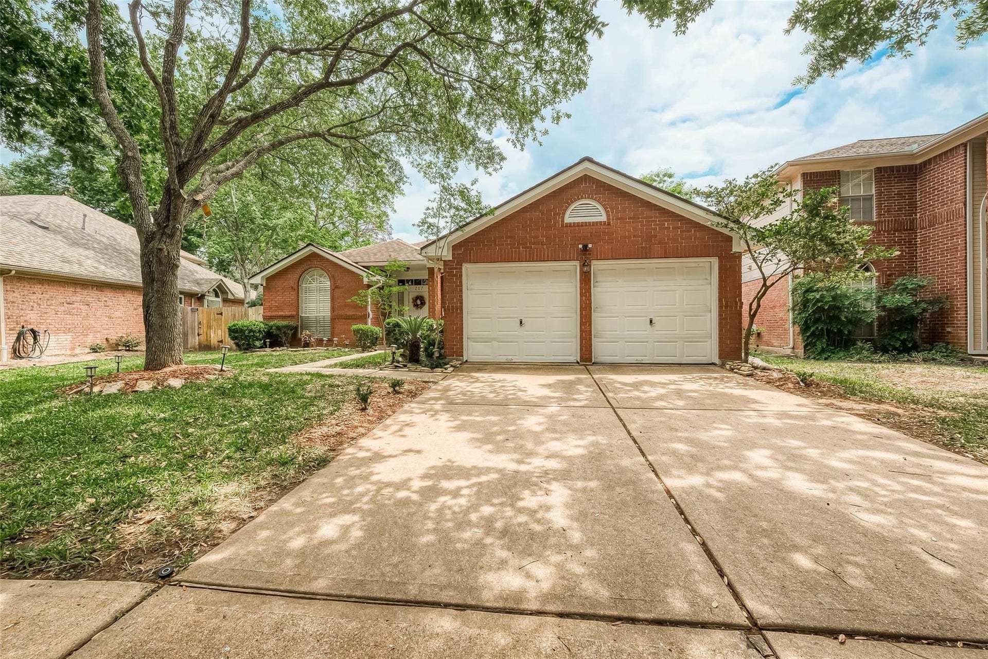 207 Rolling Plains Drive, Sugar Land, TX 77479 207 Rolling Plains Drive, Sugar Land, TX 77479