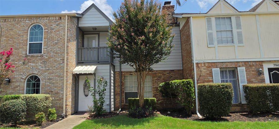 Property photo for 796 Thicket Lane, Houston, TX