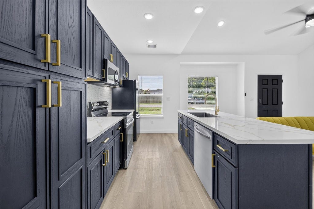 715 Rosedale Street, La Marque, TX 77568 715 Rosedale Street, La Marque, TX 77568