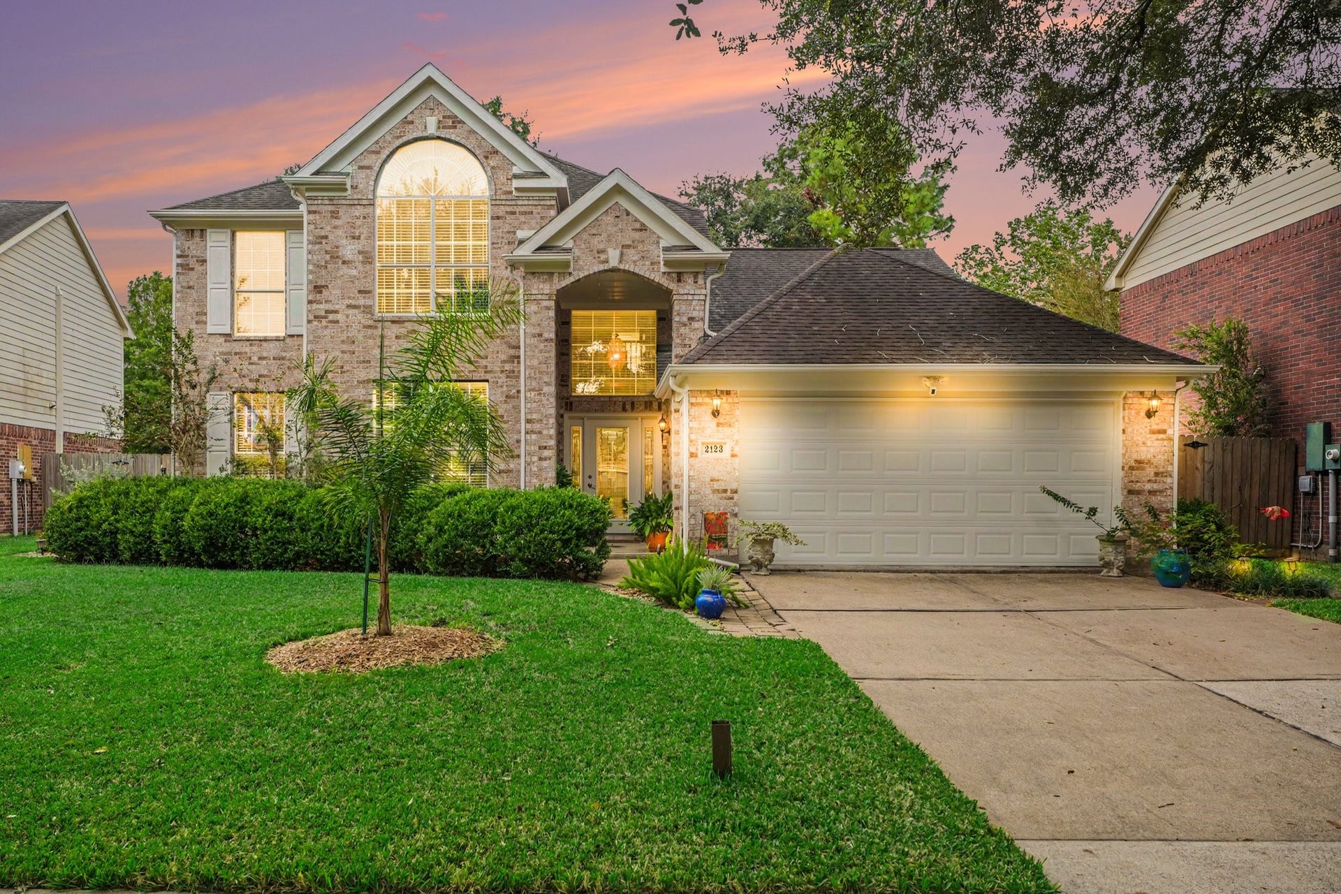 2123 Autumn Cove Drive, League City, TX 77573 2123 Autumn Cove Drive, League City, TX 77573