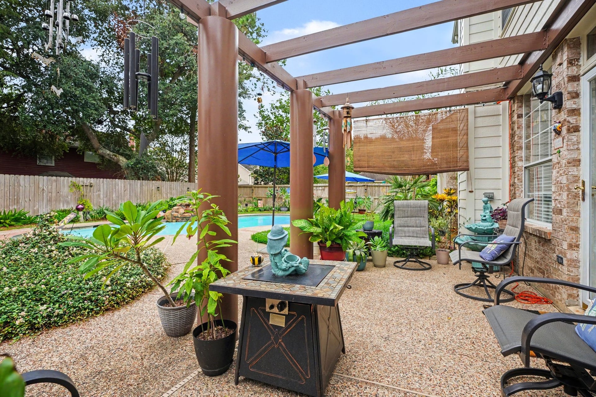 2123 Autumn Cove Drive, League City, TX 77573 2123 Autumn Cove Drive, League City, TX 77573