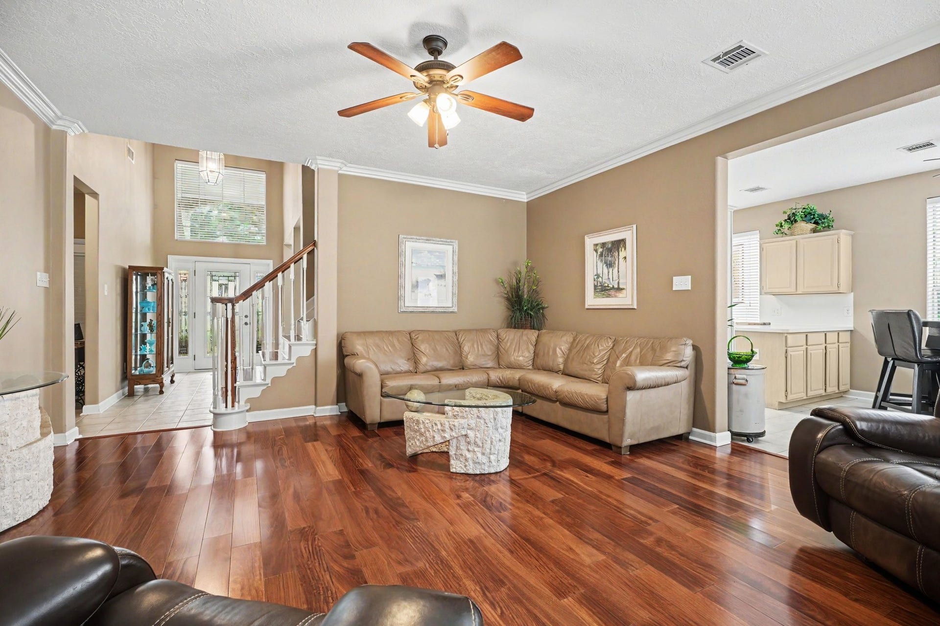 2123 Autumn Cove Drive, League City, TX 77573 2123 Autumn Cove Drive, League City, TX 77573